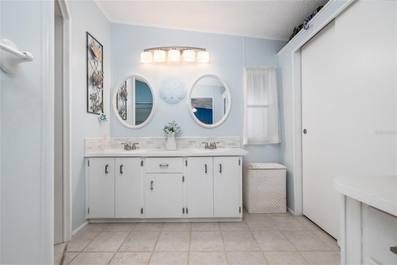 501 Topside Circle, Edgewater, FL 32141 Photo