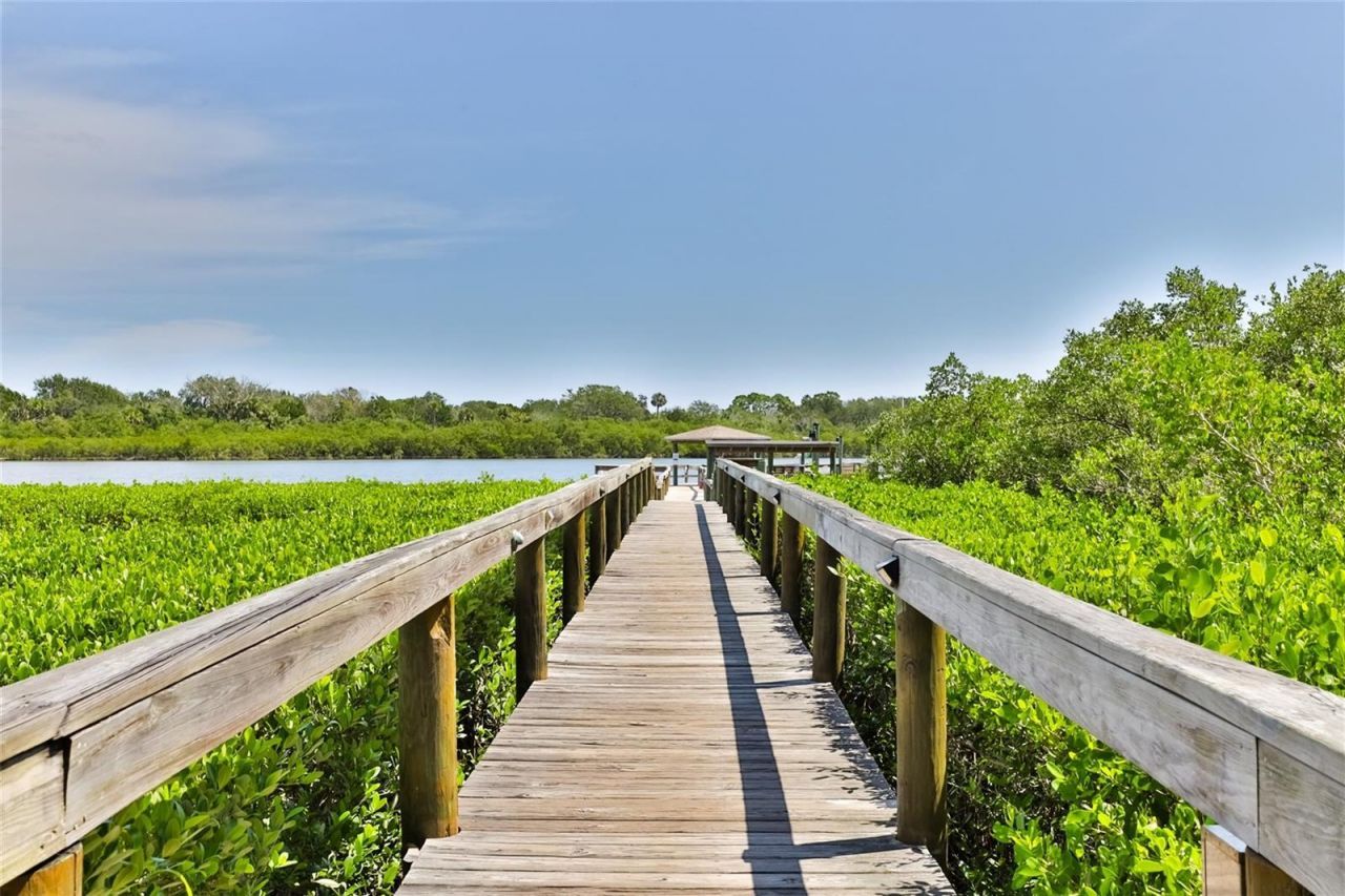501 Topside Circle, Edgewater, FL 32141 Photo