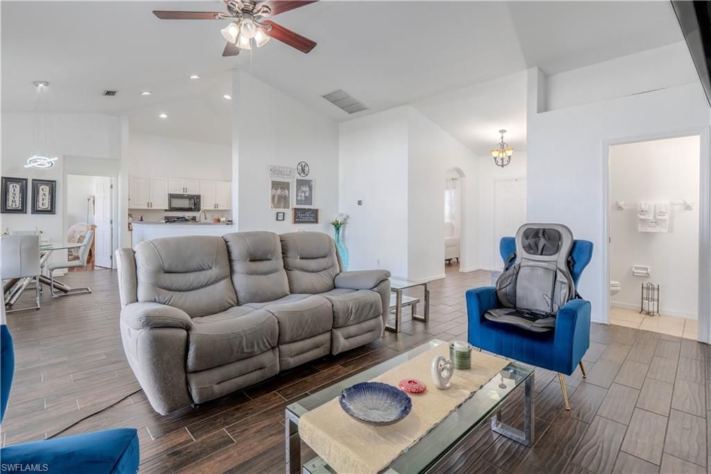 16 NW 18th Ave, Cape Coral, FL 33993 Photo