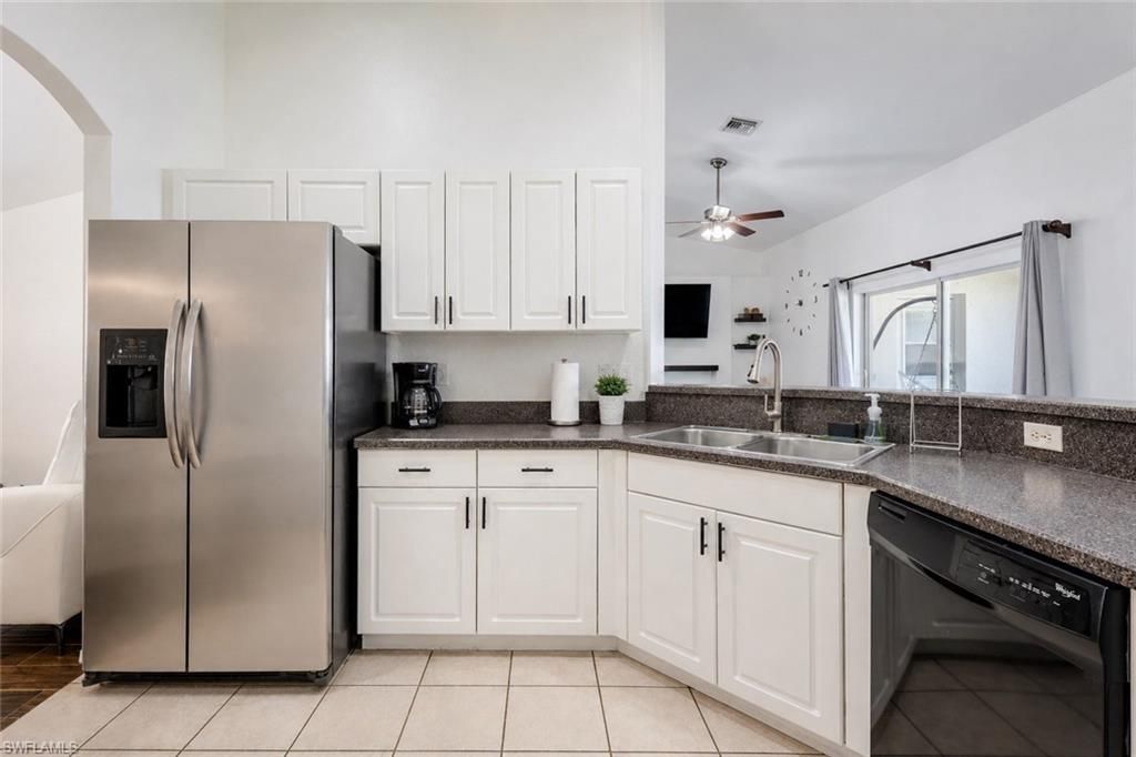 16 NW 18th Ave, Cape Coral, FL 33993 Photo