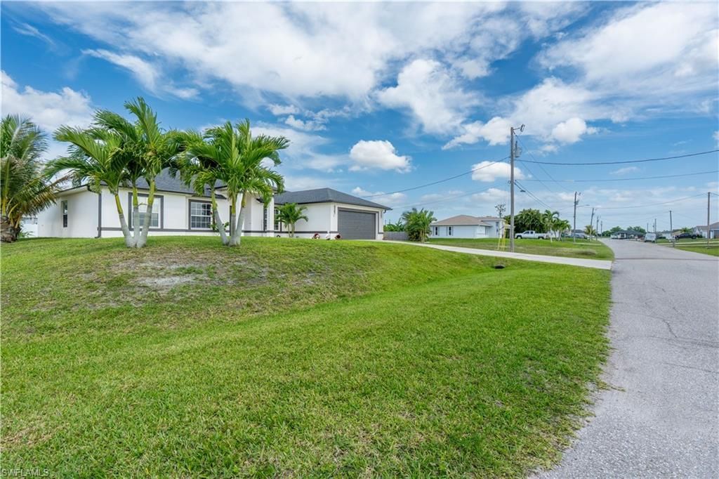 16 NW 18th Ave, Cape Coral, FL 33993 Photo
