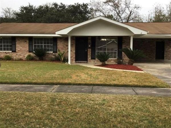 2110 CHERIE Drive , Hammond, LA 70403