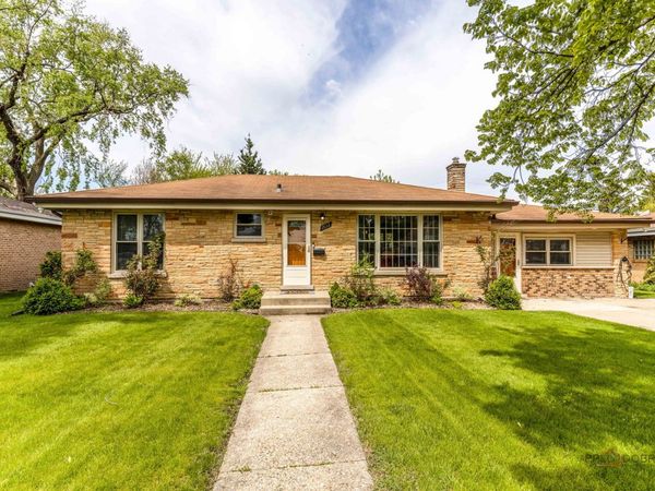 2632 SARAH Street, Franklin Park, IL 60131