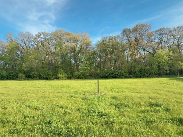 211 River Run Drive , St. Anne, IL 60964