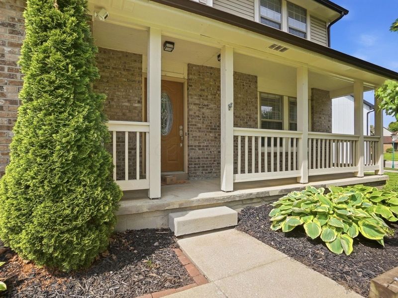 925 Thayer Drive, Columbus, OH 43230 Photo 4