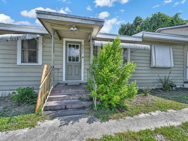 4232 Edwards Road, Fort Pierce, FL 34981