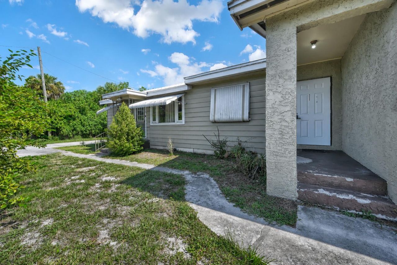 4232 Edwards Road, Fort Pierce, FL 34981 Photo