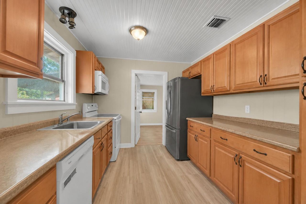 4232 Edwards Road, Fort Pierce, FL 34981 Photo