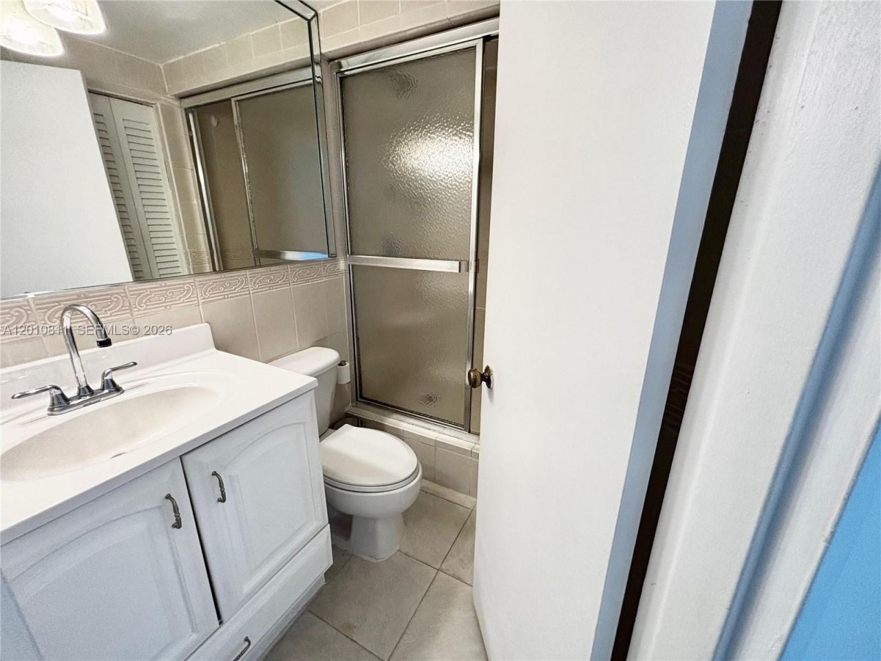 999 Brickell Bay Dr , Unit 1905, Miami, FL 33131 Photo