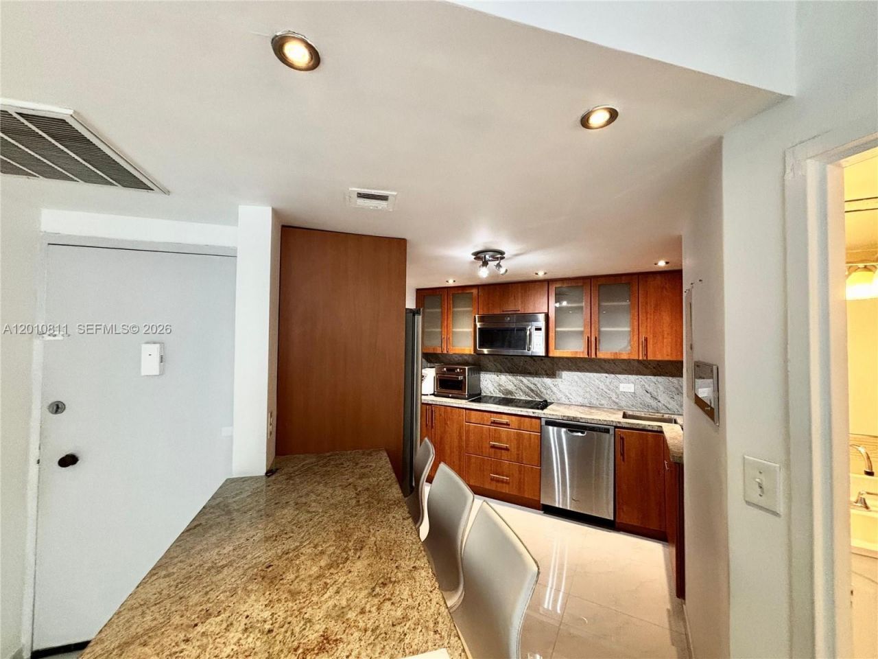 999 Brickell Bay Dr , Unit 1905, Miami, FL 33131 Photo