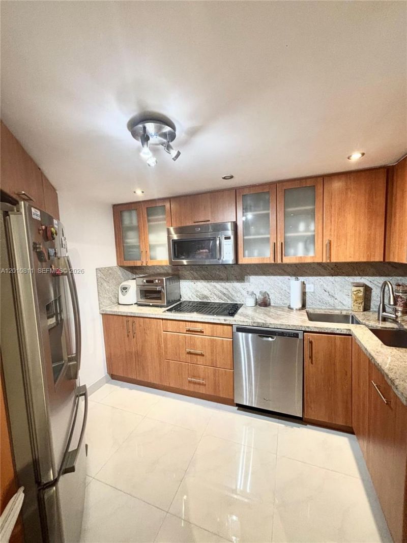 999 Brickell Bay Dr , Unit 1905, Miami, FL 33131 Photo