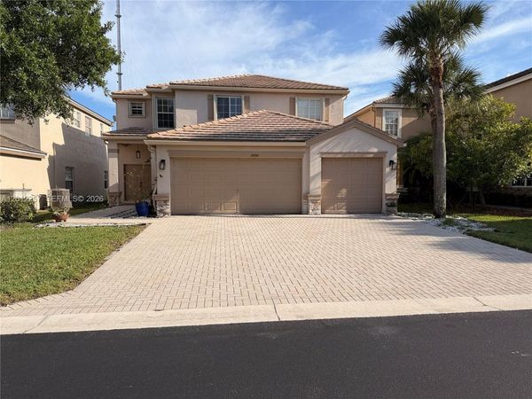 10434 White Pinto Ct, Lake Worth, FL 33449