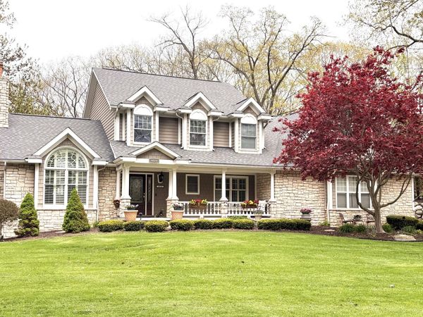 4619 Oak Pointe Drive, Brighton, MI 48116