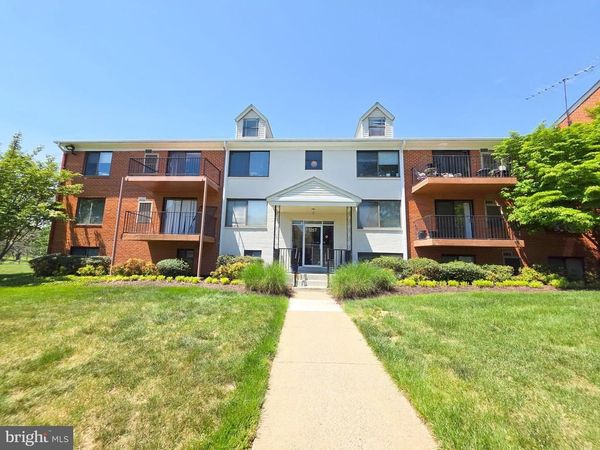 125 T CLUBHOUSE DRIVE SW , Unit 7, LEESBURG, VA 20175