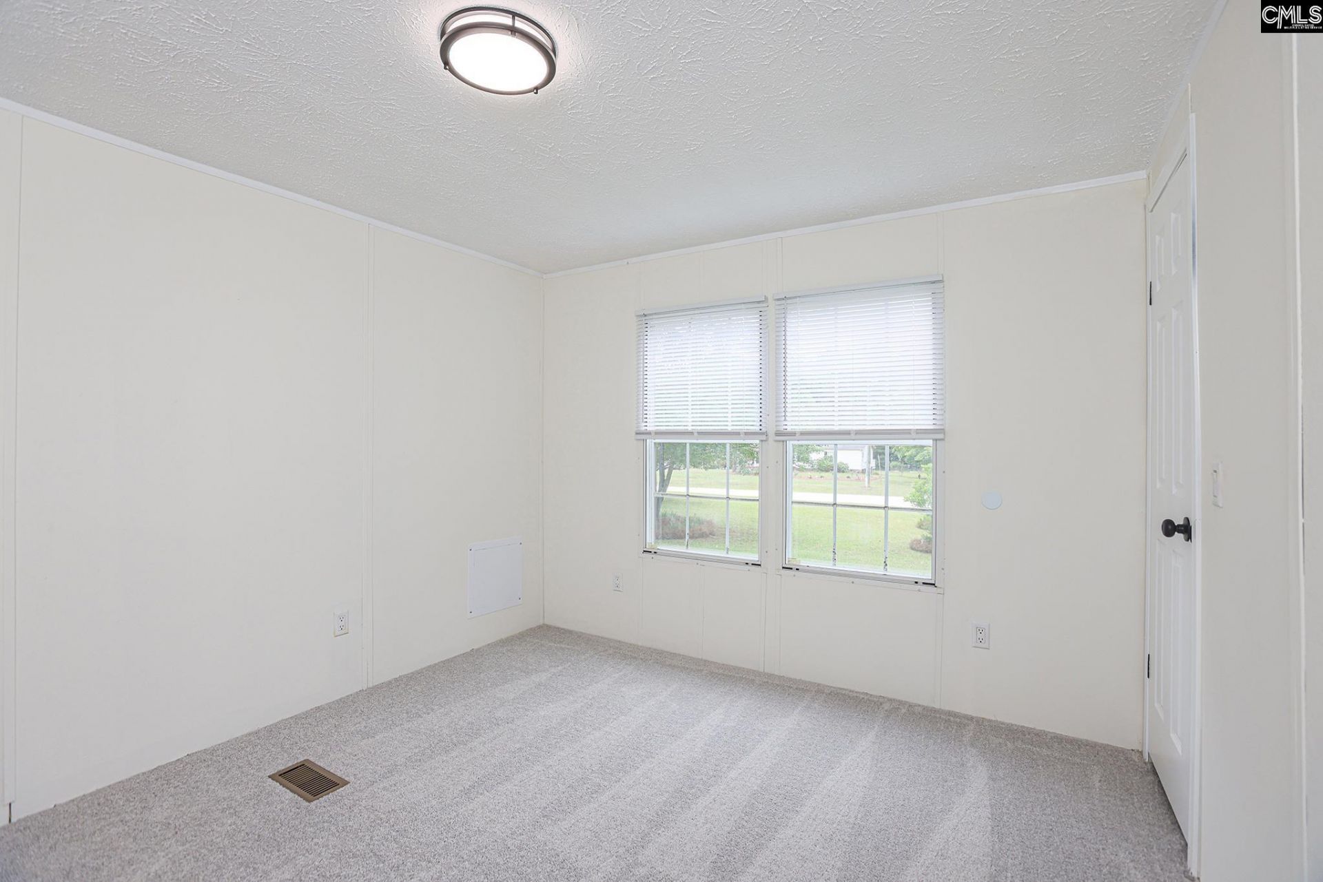 118 Frandeenas Court  Photo 47