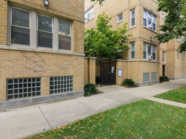 4435 W Fullerton Avenue , Unit 3, Chicago, IL 60639