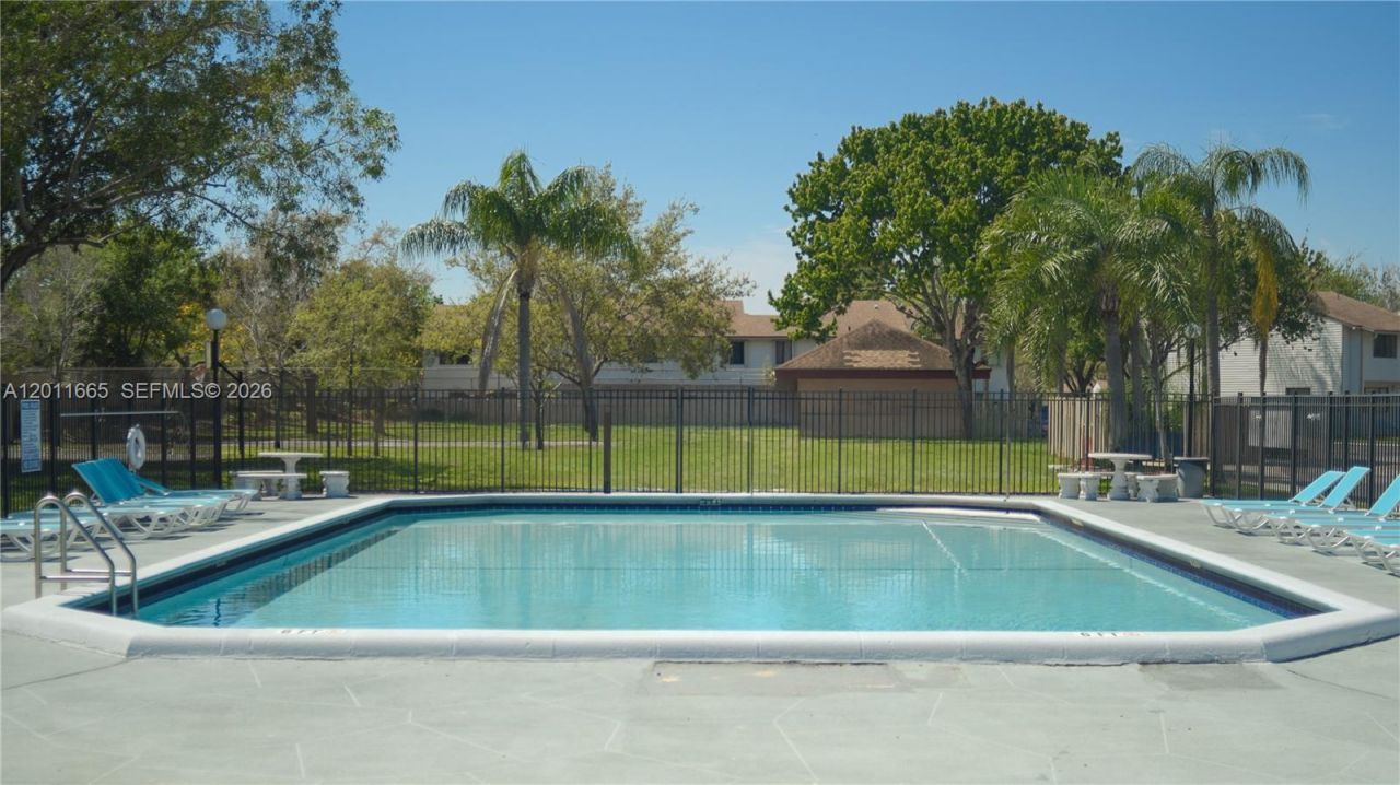 3534 NW 98th Ter , Sunrise, FL 33351 Photo