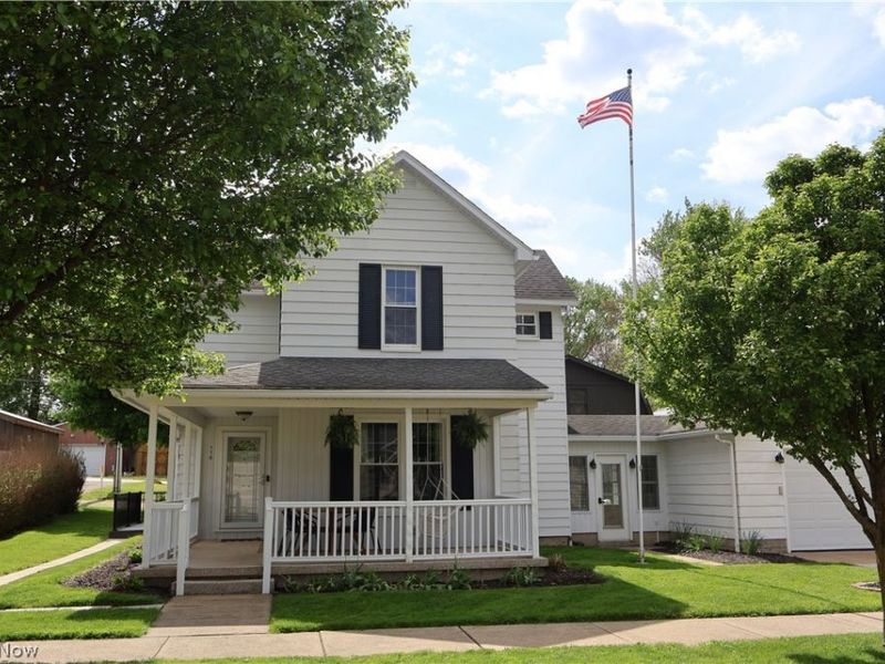 118 2nd Avenue NW, Beach City, OH 44608 Photo 1