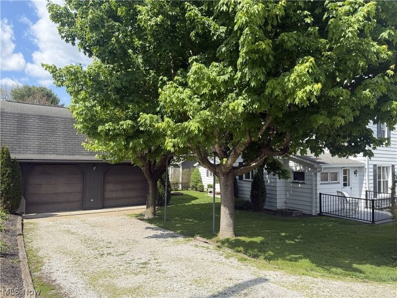 118 2nd Avenue NW, Beach City, OH 44608 Photo 5