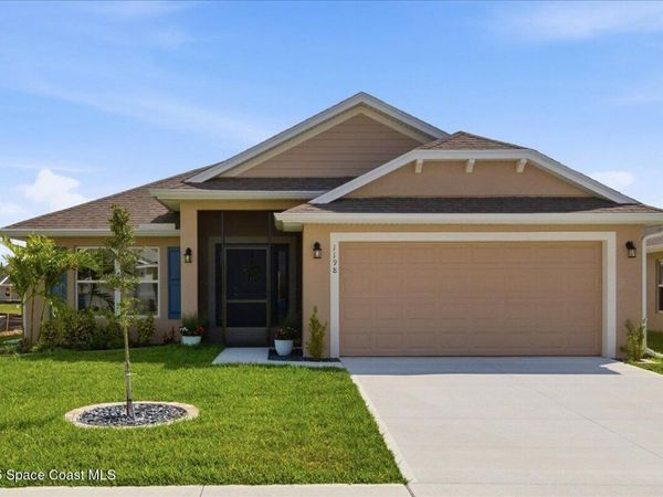 1198 Soleway Avenue NW, Palm Bay, FL 32907
