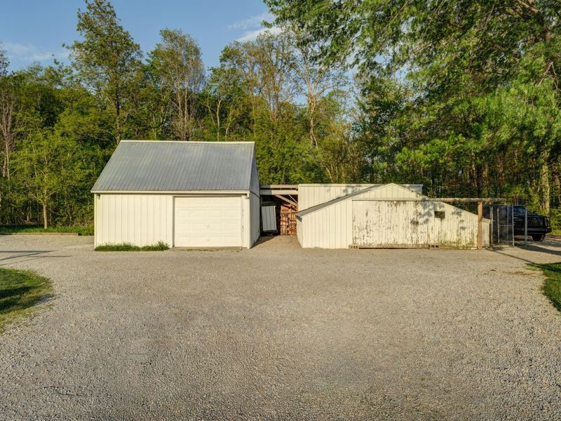 7603 Martin Road, Bradford, OH 45308 Photo 13