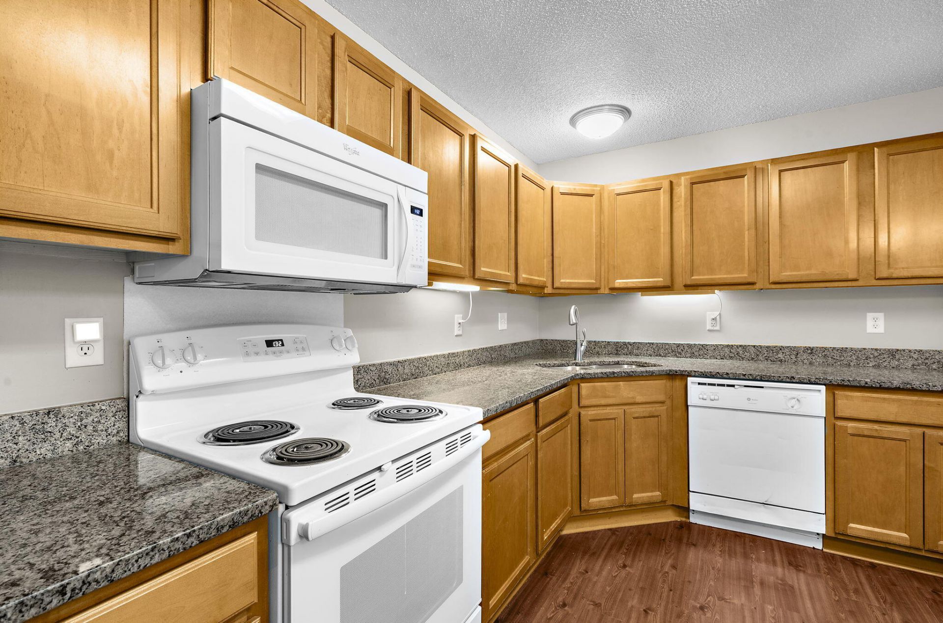 511 Stratton Court Photo 23