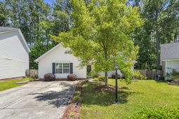 511 Stratton Court photo 4