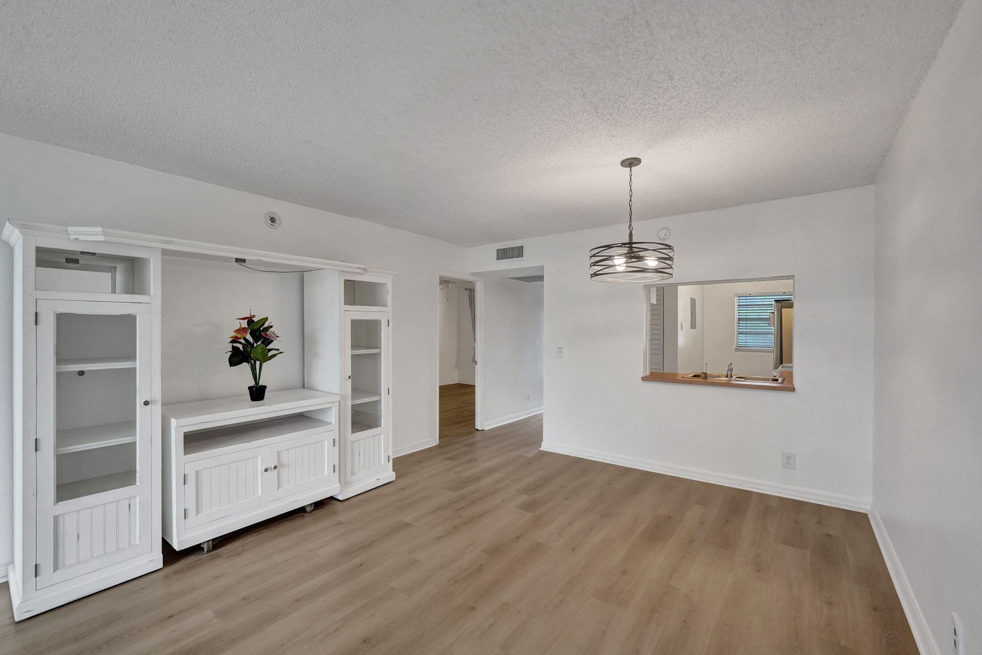 9470 Poinciana Place, Unit 308, Davie, FL 33324 Photo