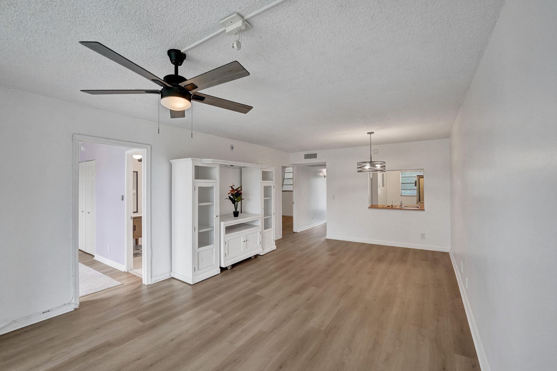 9470 Poinciana Place, Unit 308, Davie, FL 33324 Photo