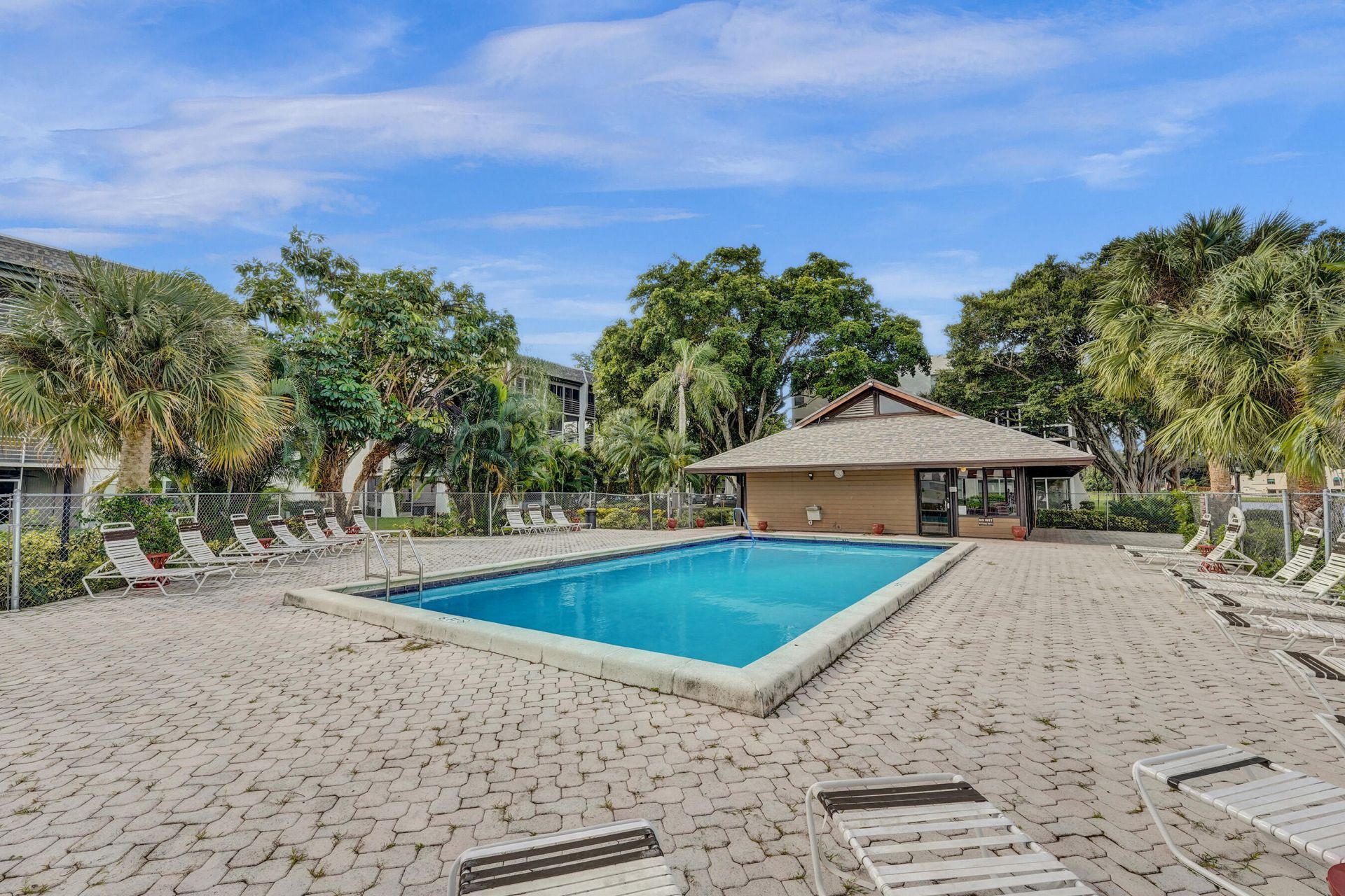 9470 Poinciana Place, Unit 308, Davie, FL 33324 Photo