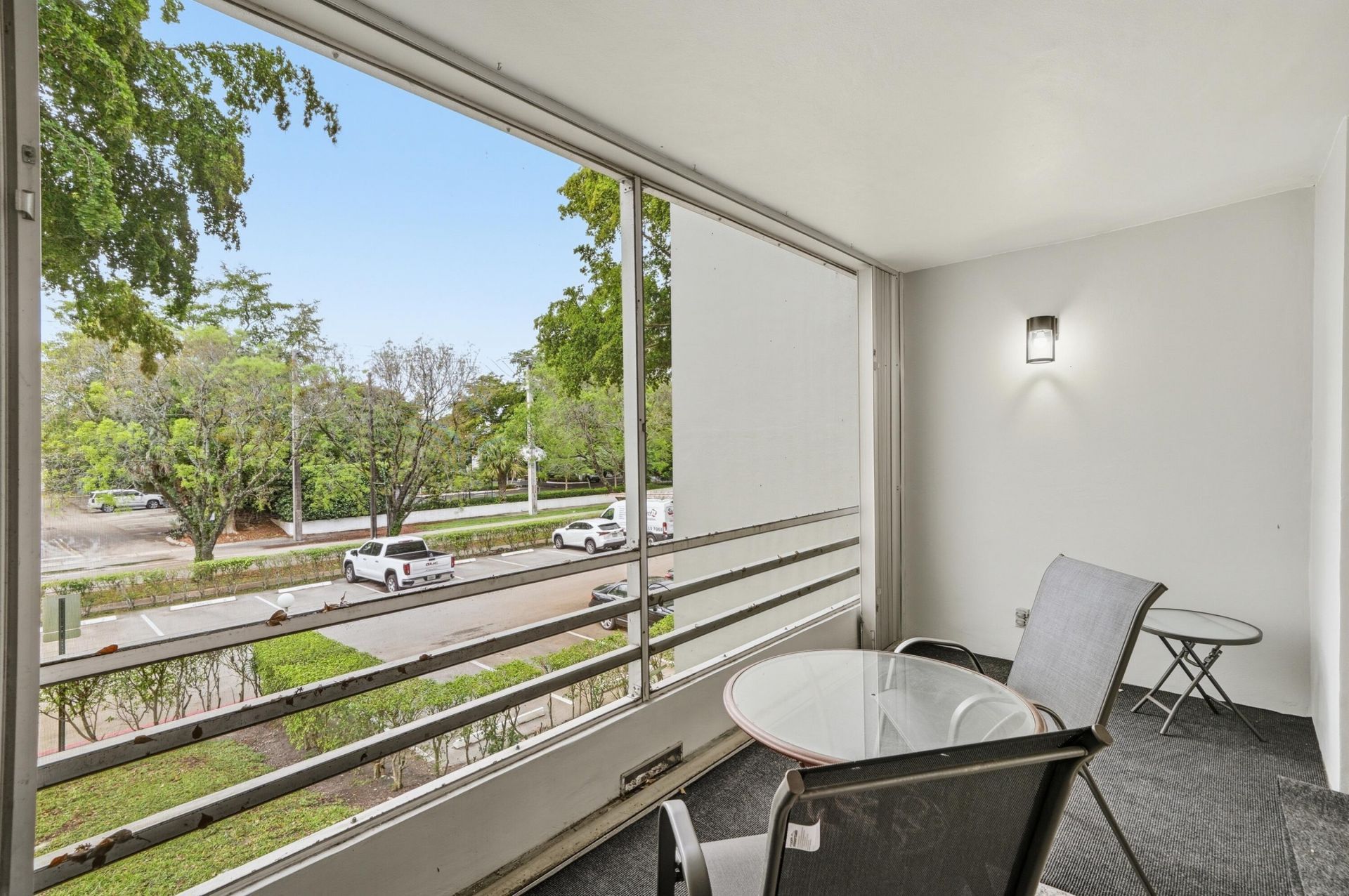 6903 Cypress Road, Unit B24, Plantation, FL 33317 Photo