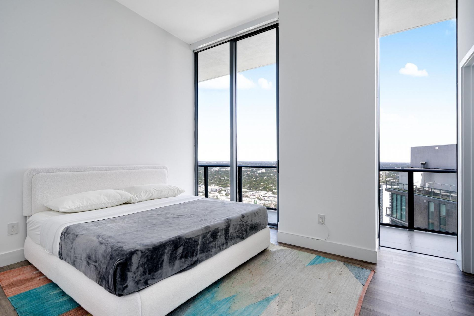 480 NE 31st Street, Unit Ph5104, Miami, FL 33137 Photo