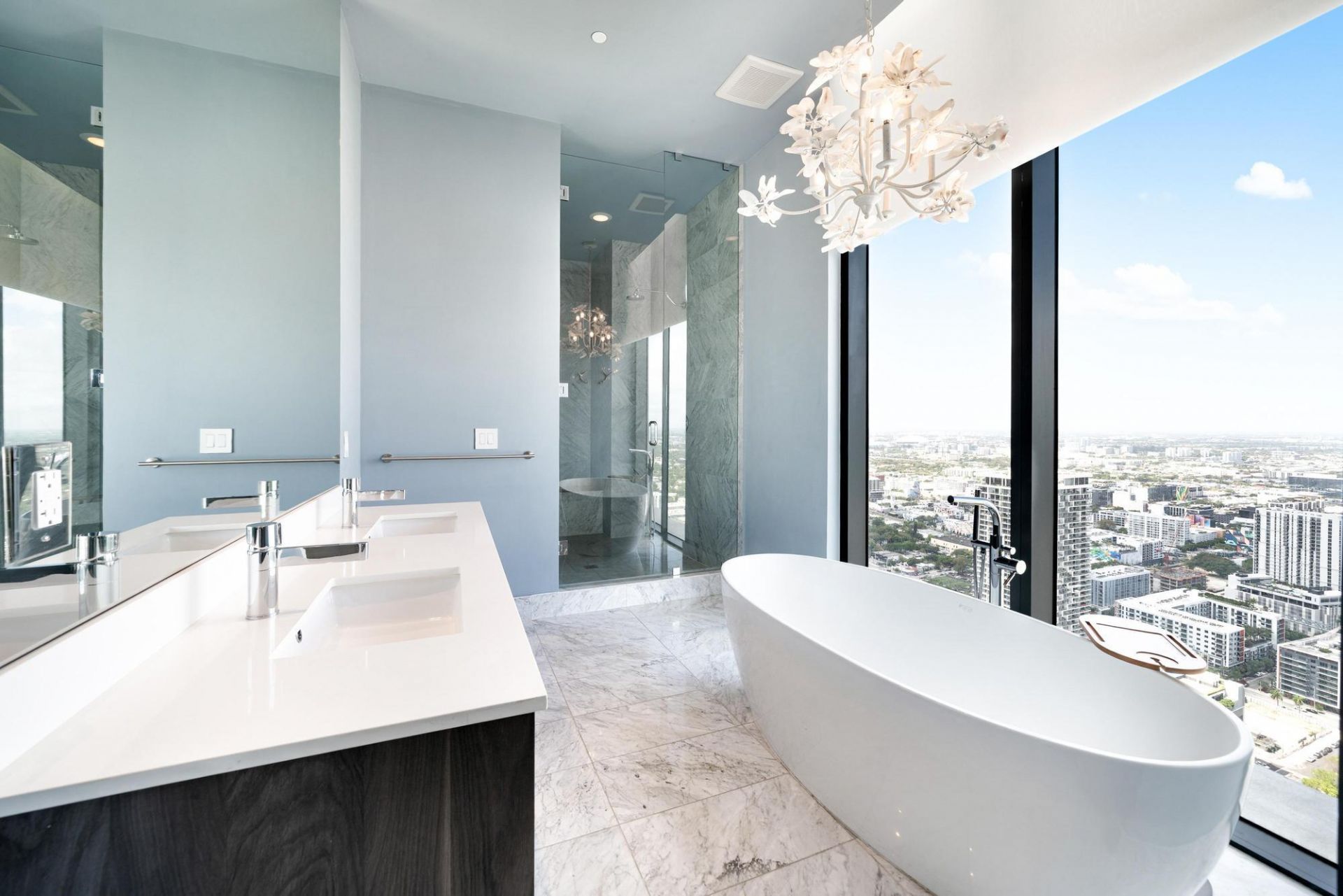 480 NE 31st Street, Unit Ph5104, Miami, FL 33137 Photo