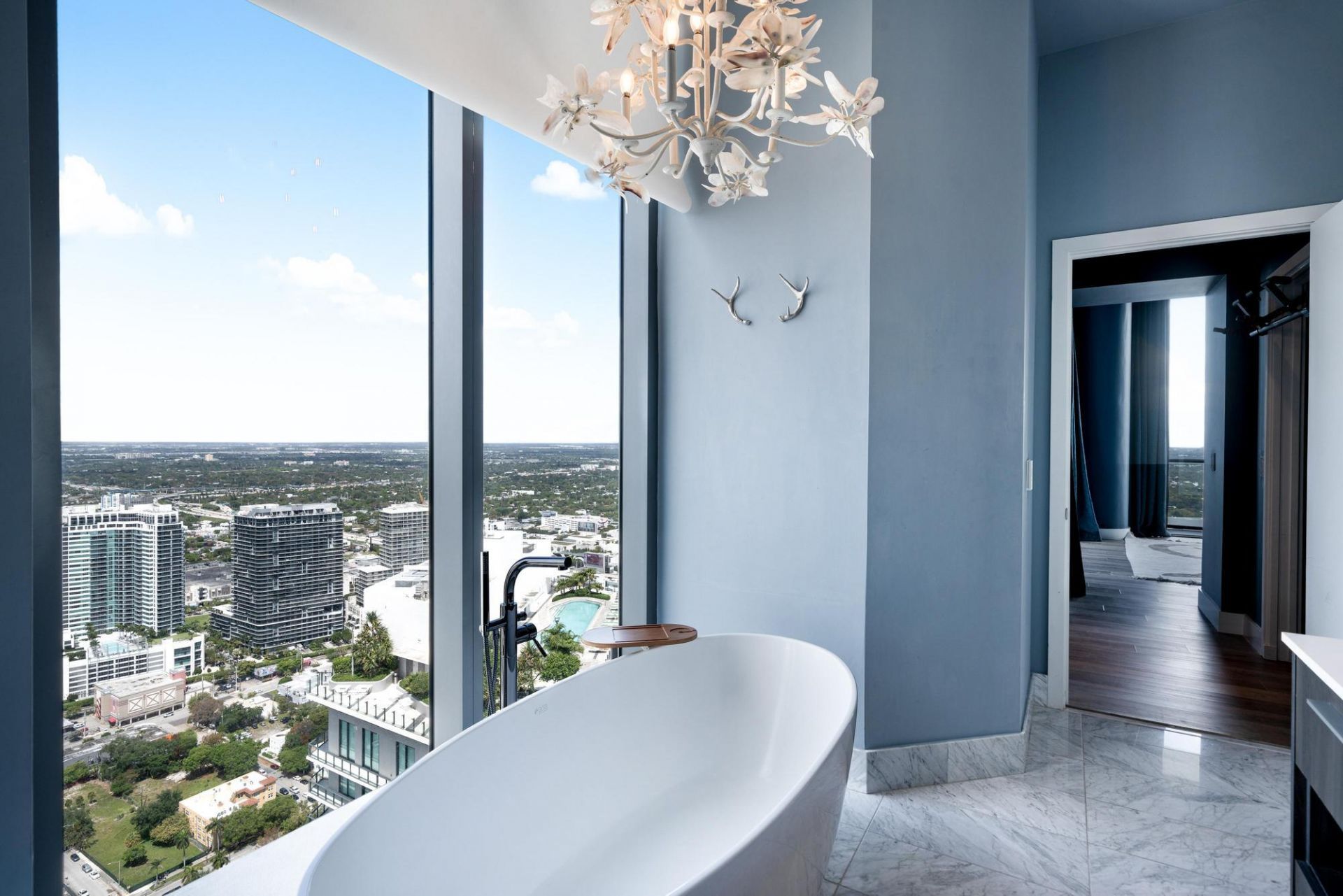 480 NE 31st Street, Unit Ph5104, Miami, FL 33137 Photo