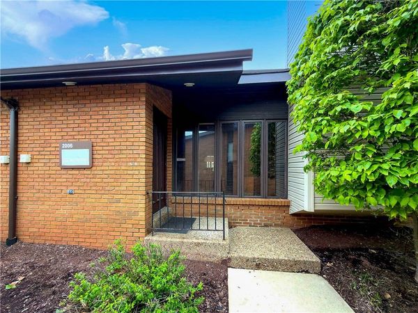 2006-2007 Kinvara Dr, Pittsburgh, PA 15237