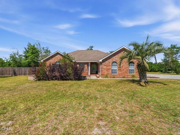 7637 Kingswood Road, Panama City, FL 32409