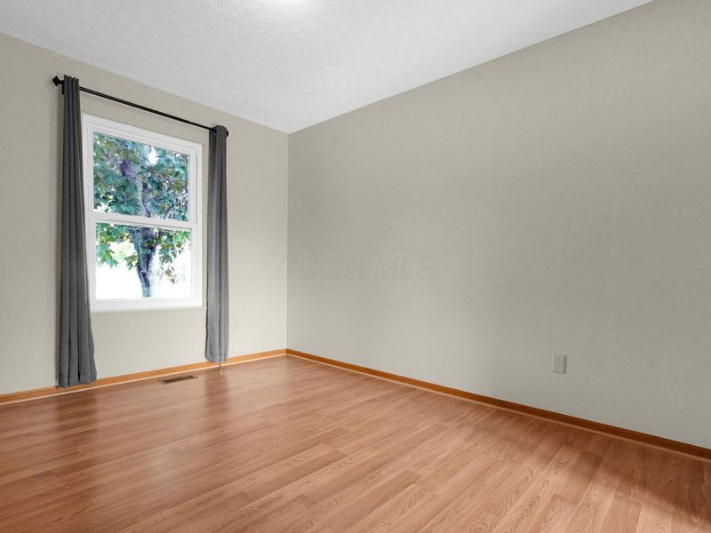 744 Knight Court, Galloway, OH 43119 Photo 10