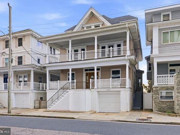 123 S BERKLEY SQUARE , ATLANTIC CITY, NJ 08401