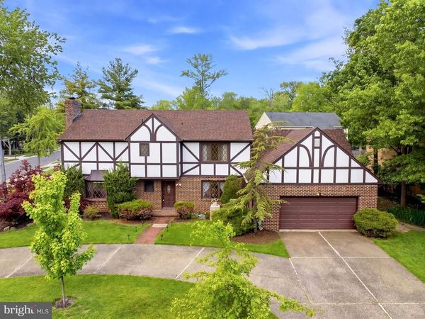 2 CARLTON ROAD, CHERRY HILL, NJ 08034