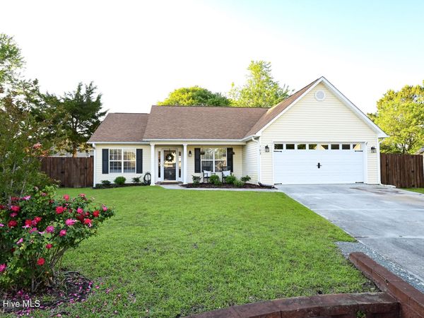 103 Spanish Moss Court, Hampstead, NC 28443