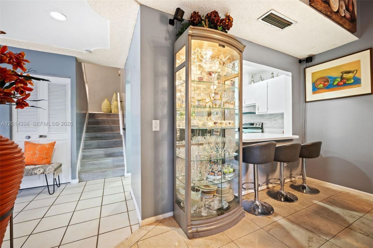 4582 Holly Lake Dr, Lake Worth, FL 33463 Photo