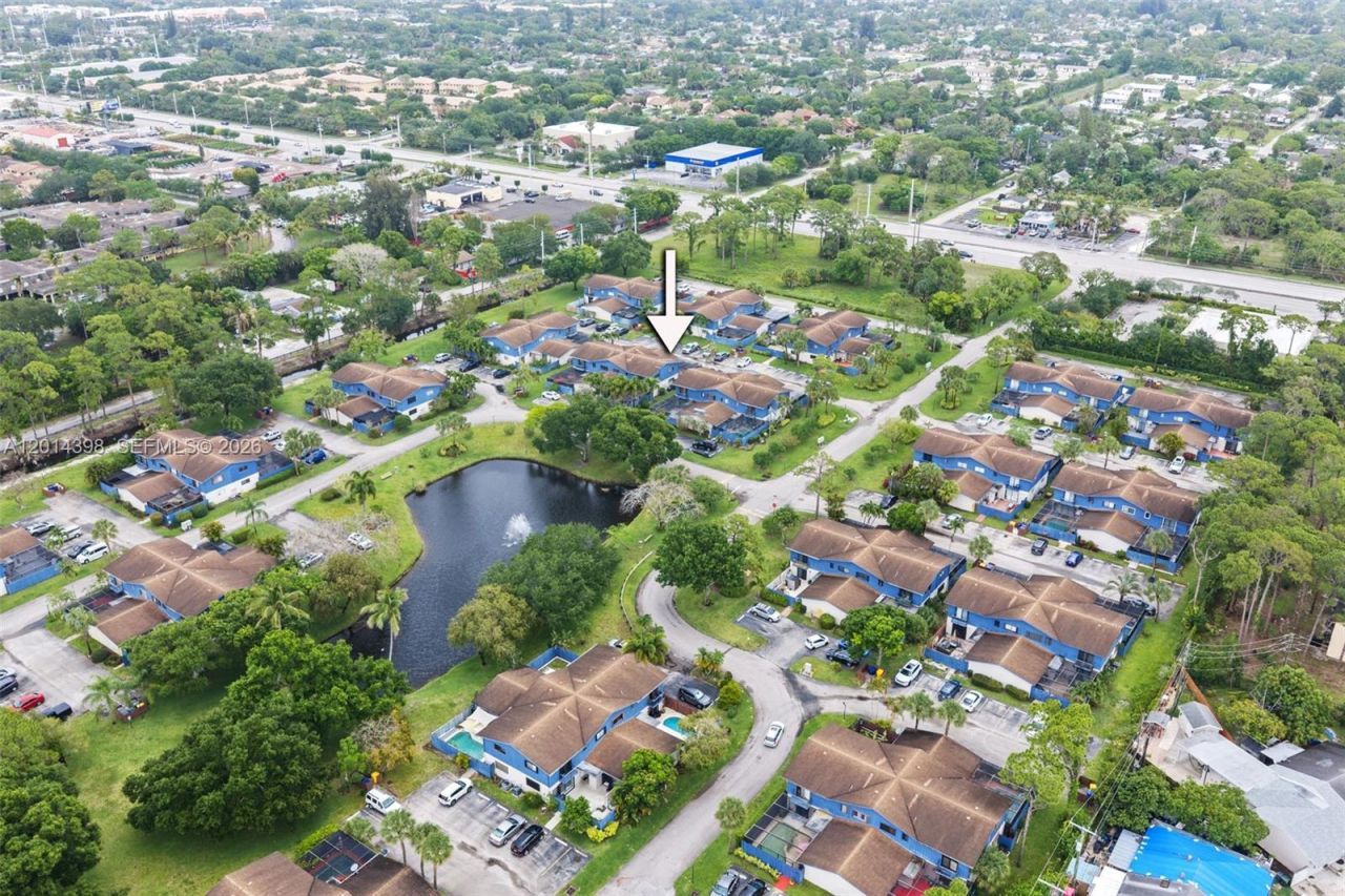 4582 Holly Lake Dr, Lake Worth, FL 33463 Photo