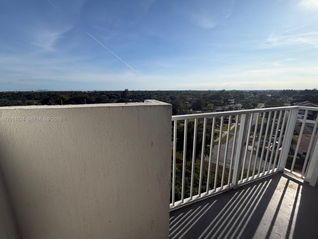 1200 NE Miami Gardens Dr, Unit 905W, Miami, FL 33179 Photo
