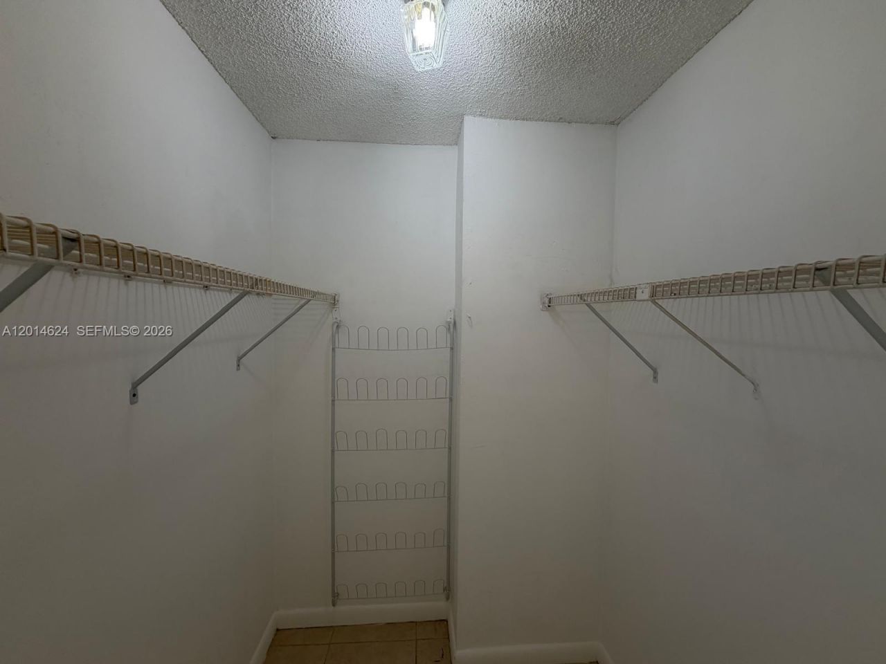 1200 NE Miami Gardens Dr, Unit 905W, Miami, FL 33179 Photo