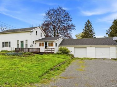 4767 Linden Road, East Bethany, NY 14054