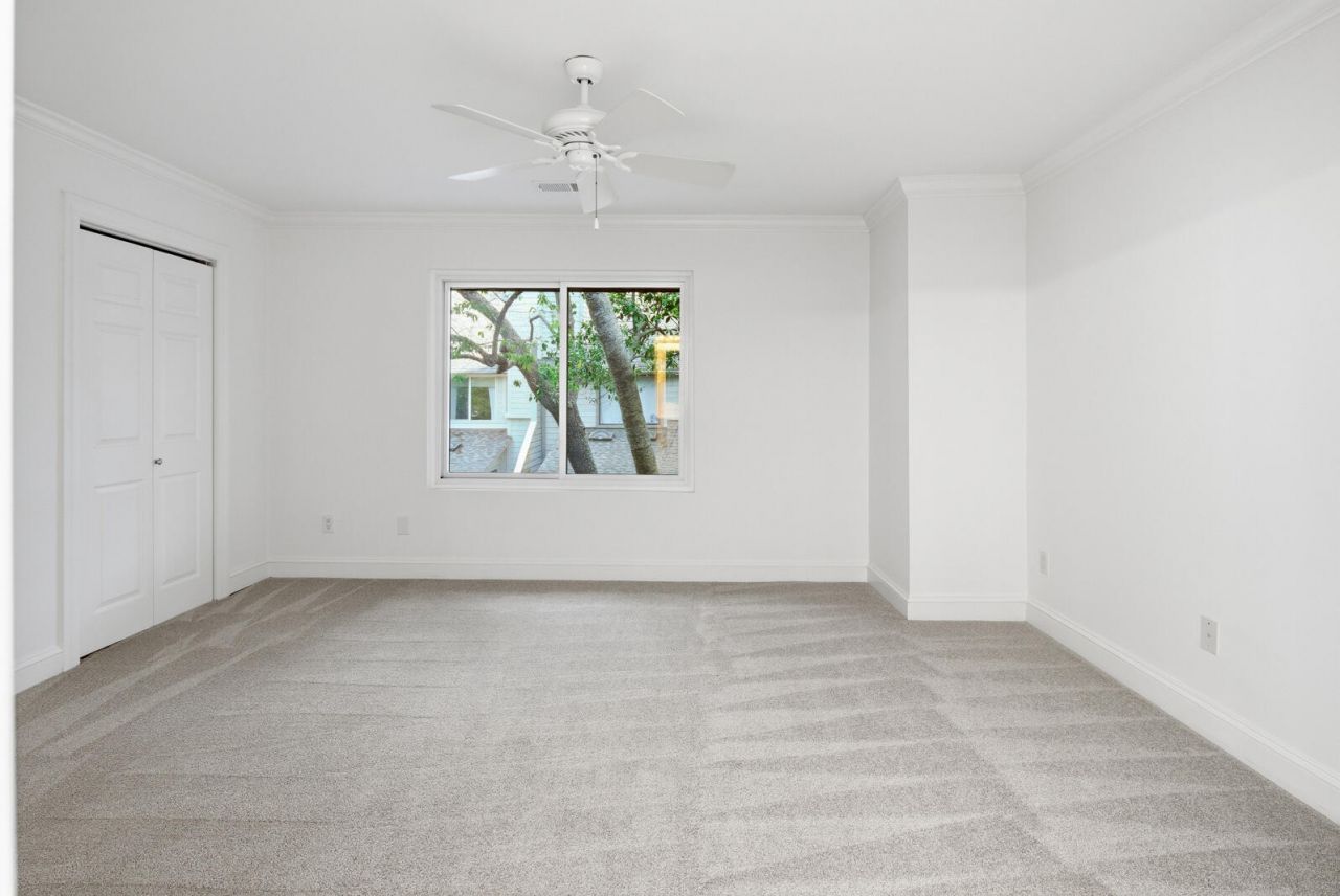 321 Lapwing Lane Photo 33
