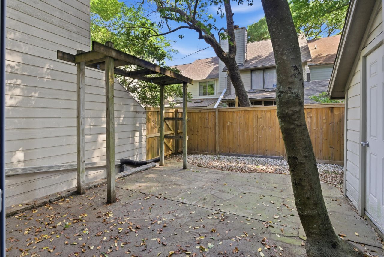 321 Lapwing Lane Photo 38