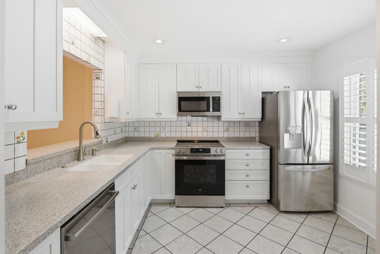 321 Lapwing Lane Photo 4