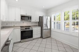 321 Lapwing Lane photo 4