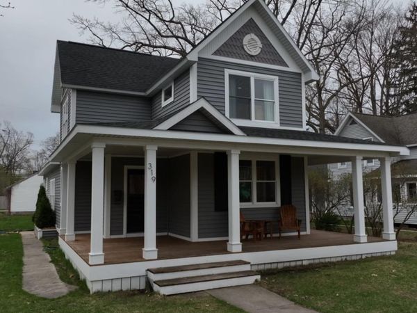 319 Eighth Street W, Traverse City, MI 49684